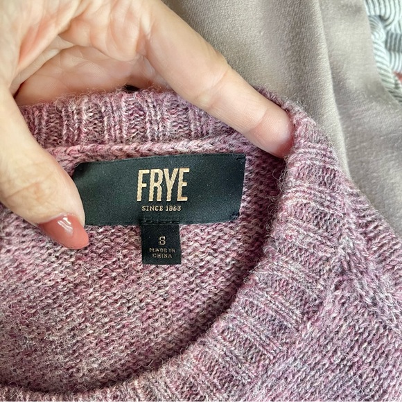 Frye 100% Shetland Wool Crew Neck Sweater Small Pink Cozy Natural Fabric Winter - Picture 7 of 8